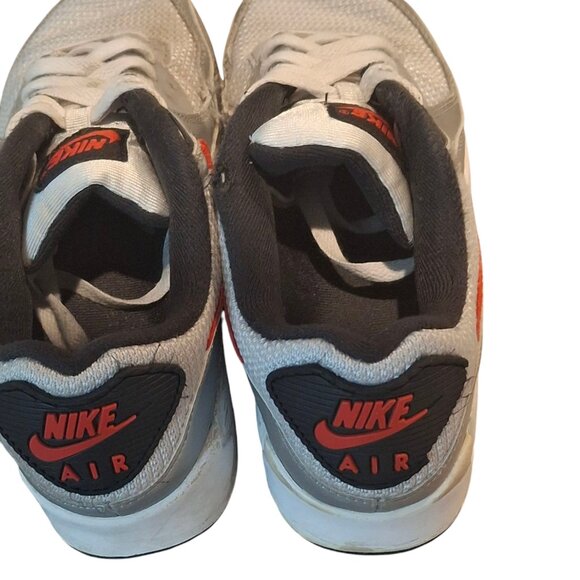 Nike Air Max 90 Icons - Silver Bullet SZ 8 Women's - Picture 3 of 5